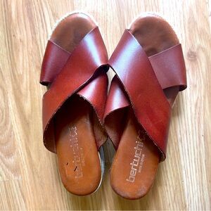 Bertuchi made in Spain leather brown wedge sandals Sz 39/US 8